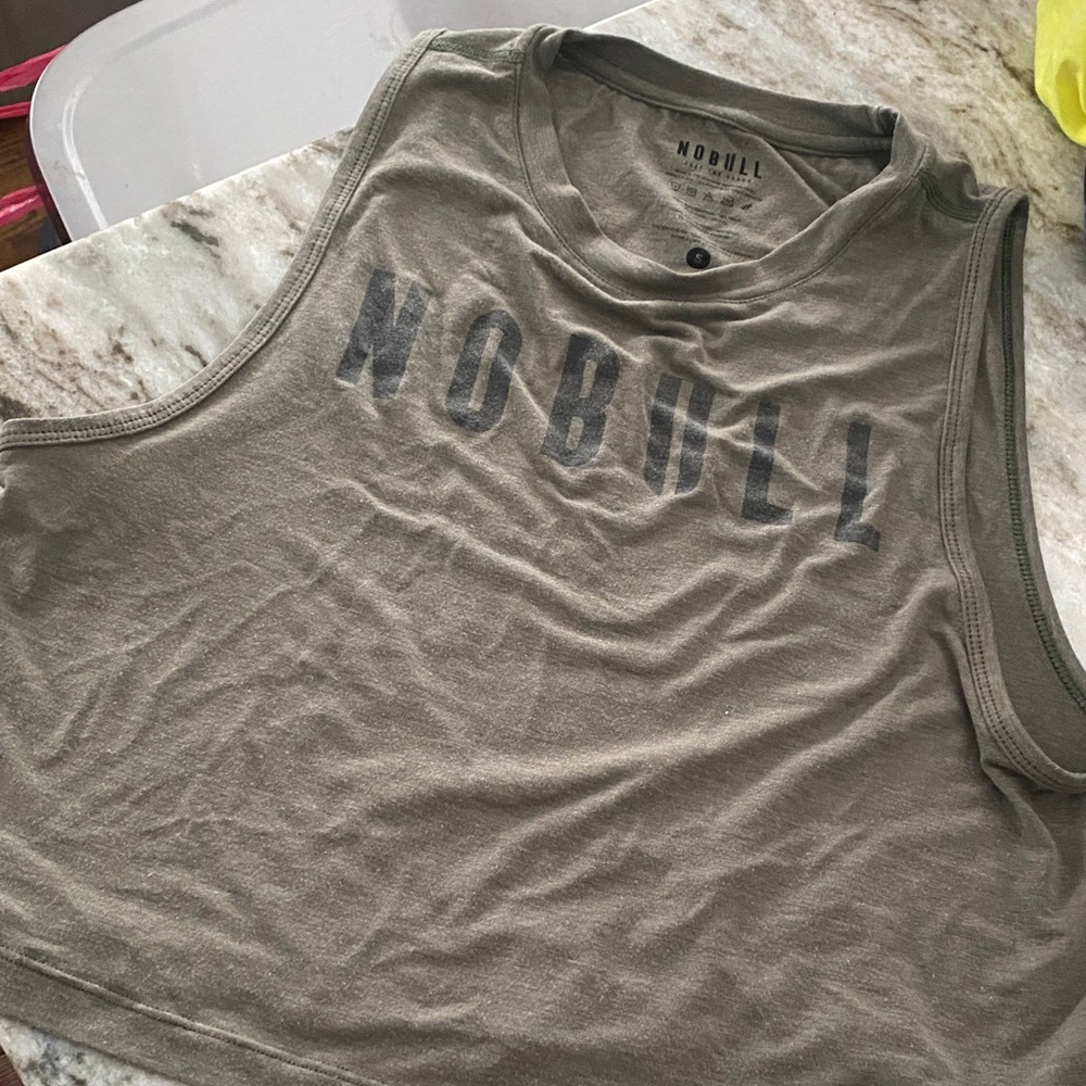 NOBULL Women's Khaki Muscle Tee
